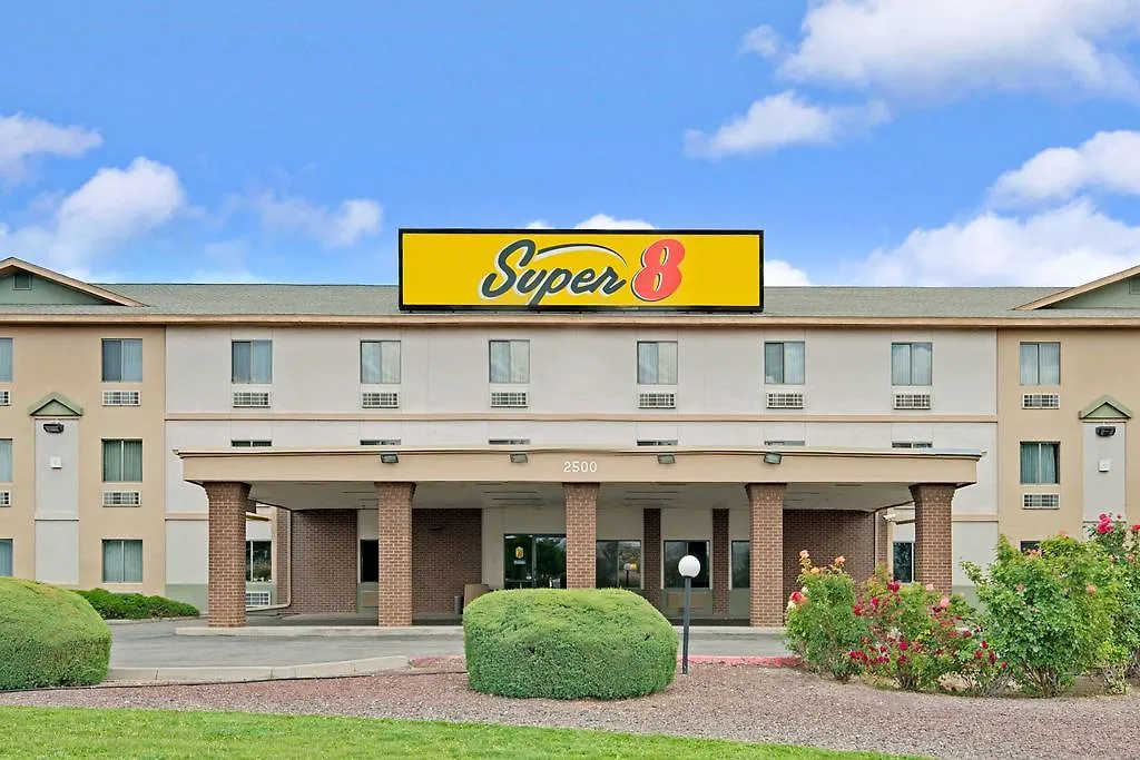 Super 8 Albuquerque/Midtown-1